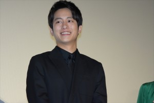 溝端淳平、『祈りの幕が下りる時』初日舞台挨拶に登壇