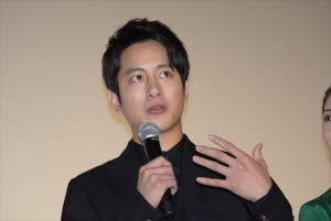 溝端淳平、『祈りの幕が下りる時』初日舞台挨拶に登壇