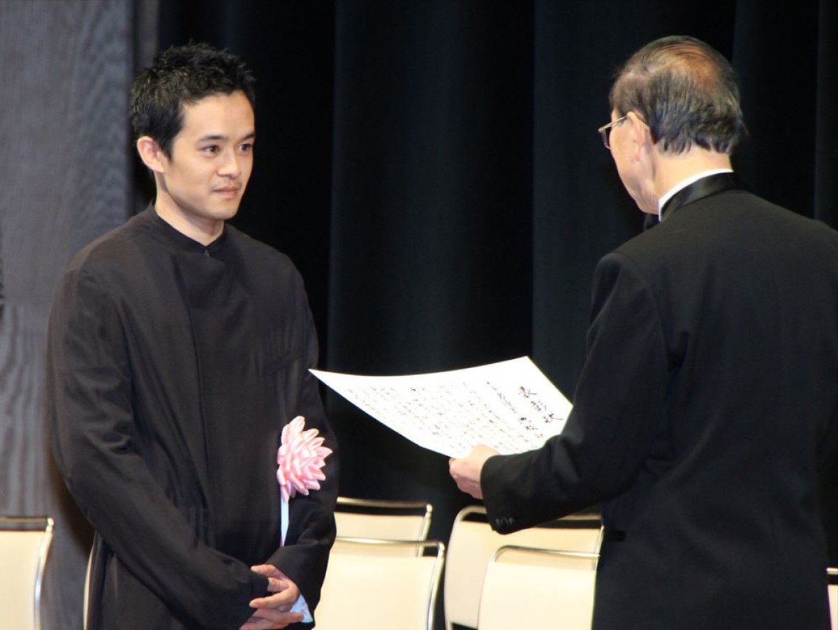 「第39回ヨコハマ映画祭」池松壮亮が主演男優賞、蒼井優は2度目の主演女優賞に輝く