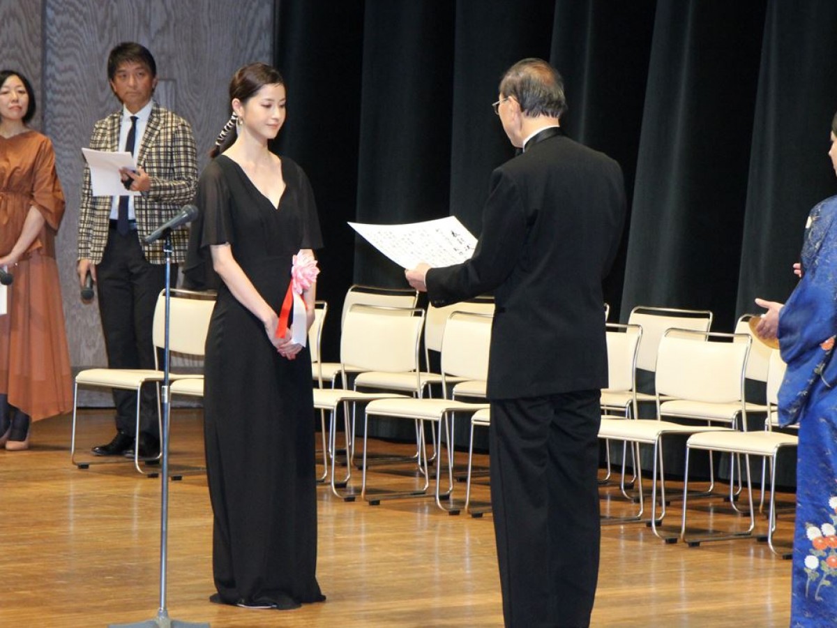 「第39回ヨコハマ映画祭」池松壮亮が主演男優賞、蒼井優は2度目の主演女優賞に輝く