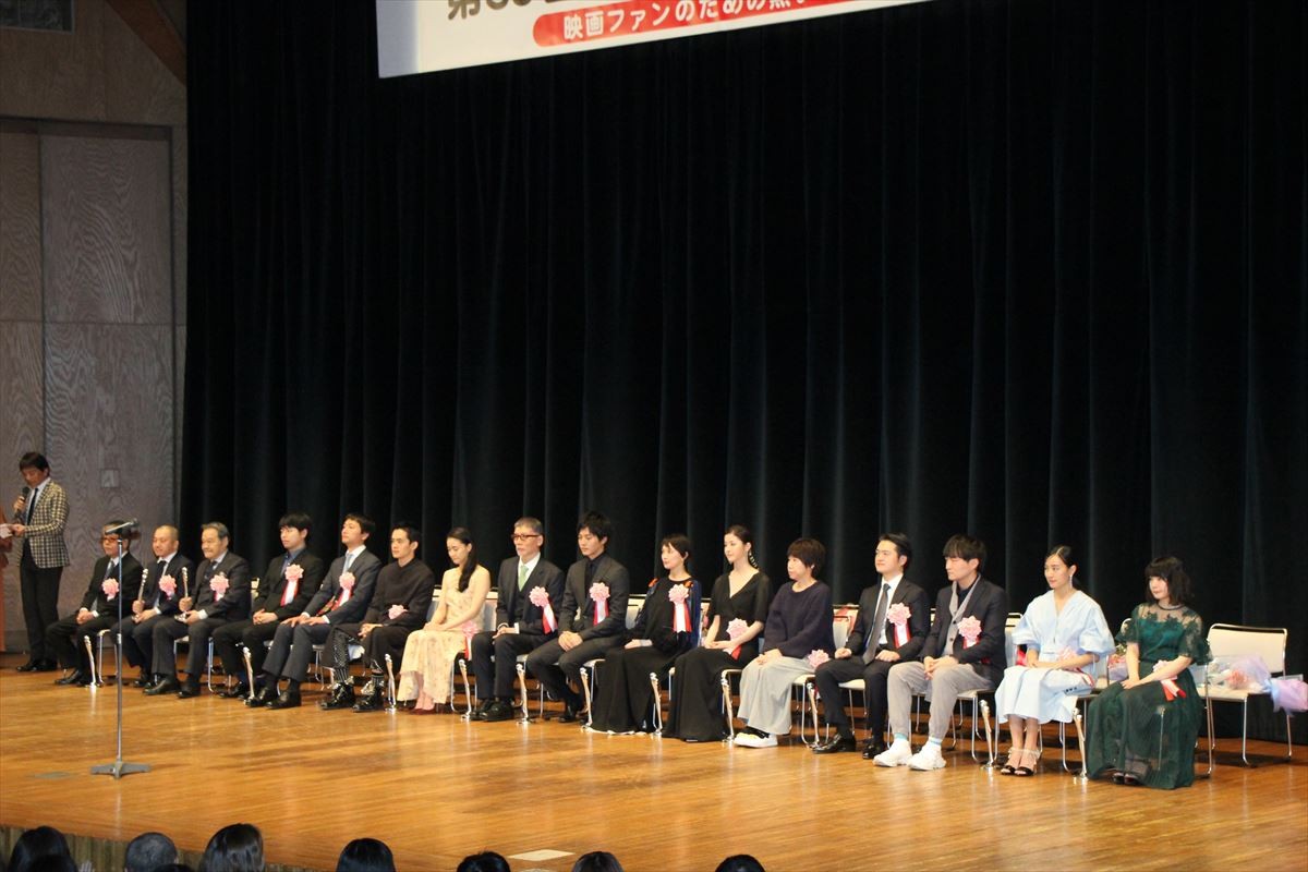 「第39回ヨコハマ映画祭」池松壮亮が主演男優賞、蒼井優は2度目の主演女優賞に輝く