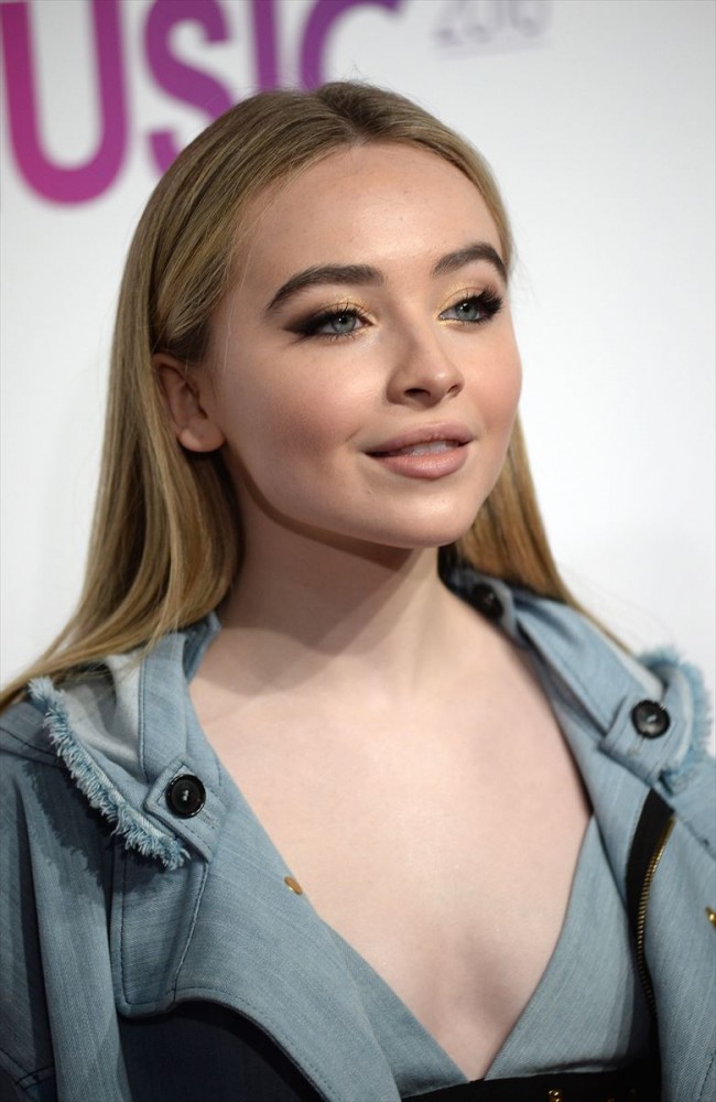 Sabrina Carpenter、サブリナ・カーペンター