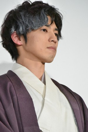 桐山漣、『曇天に笑う』完成披露舞台挨拶に登壇