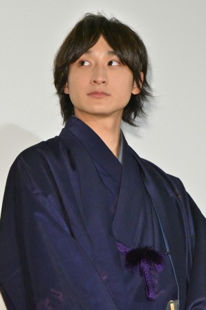 小関裕太、『曇天に笑う』完成披露舞台挨拶に登壇