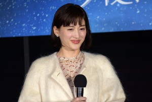 綾瀬はるか、映画『今夜、ロマンス劇場で』東京スカイツリー バレンタイン点灯式に登場