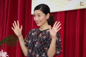 安藤サクラ、NHK連続テレビ小説『まんぷく』ヒロイン発表会見に登場