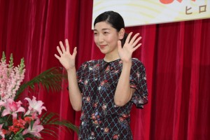 安藤サクラ、NHK連続テレビ小説『まんぷく』ヒロイン発表会見に登場