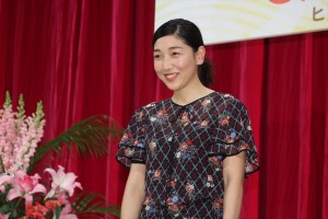 安藤サクラ、NHK連続テレビ小説『まんぷく』ヒロイン発表会見に登場