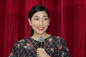 安藤サクラ、NHK連続テレビ小説『まんぷく』ヒロイン発表会見に登場