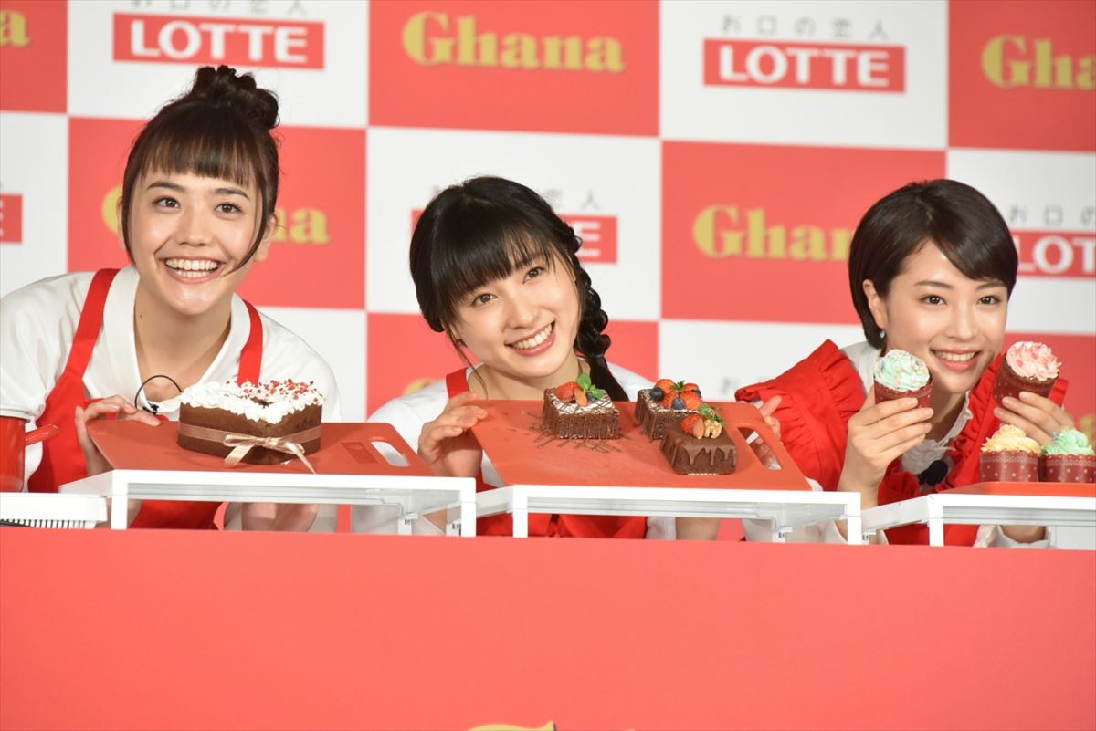 土屋太鳳、広瀬すず＆松井愛莉の手作り誕生日ケーキに感激「生きててよかった！」