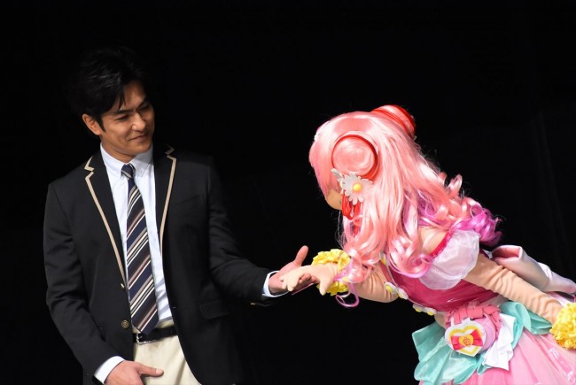 『HUGっと！プリキュア』『映画プリキュアスーパースターズ！』合同会見20180201