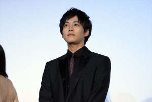 松坂桃李、映画『不能犯』初日舞台挨拶に登壇