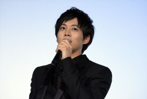 松坂桃李、映画『不能犯』初日舞台挨拶に登壇