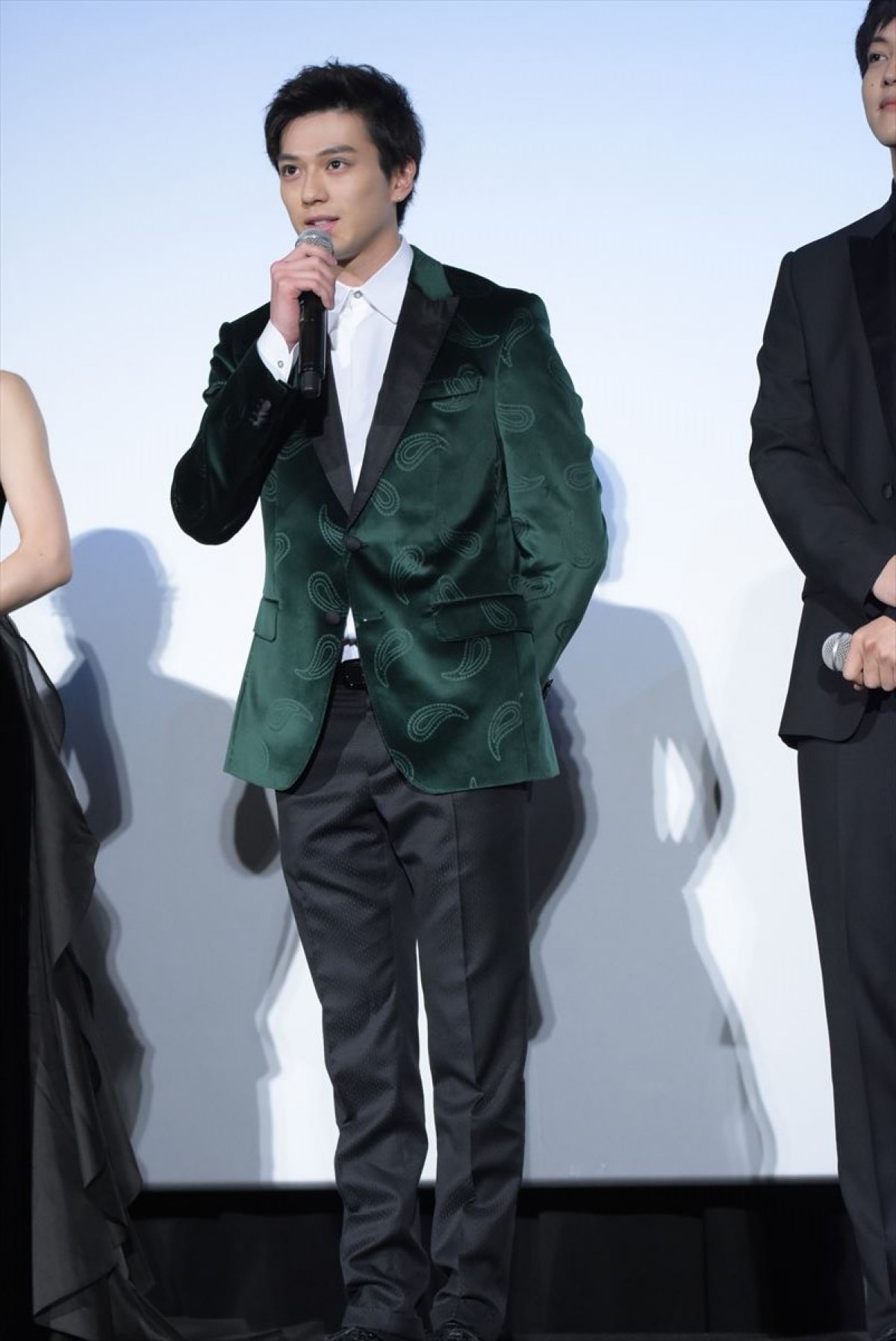 松坂桃李、『不能犯』PRで芸人とのコミュ力上昇　沢尻エリカは臭いもの好きで腹黒？