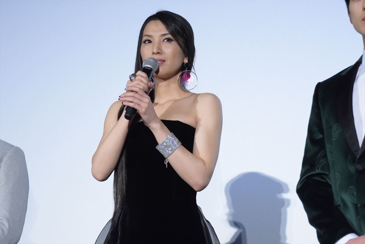 松坂桃李、『不能犯』PRで芸人とのコミュ力上昇　沢尻エリカは臭いもの好きで腹黒？