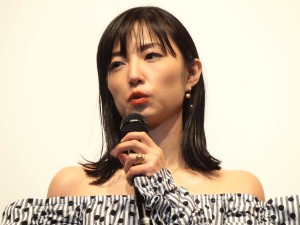 MEGUMI、『巫女っちゃけん。』初日舞台挨拶にて