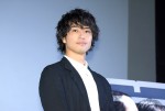 齊藤工監督、映画『blank13』初日舞台挨拶に出席