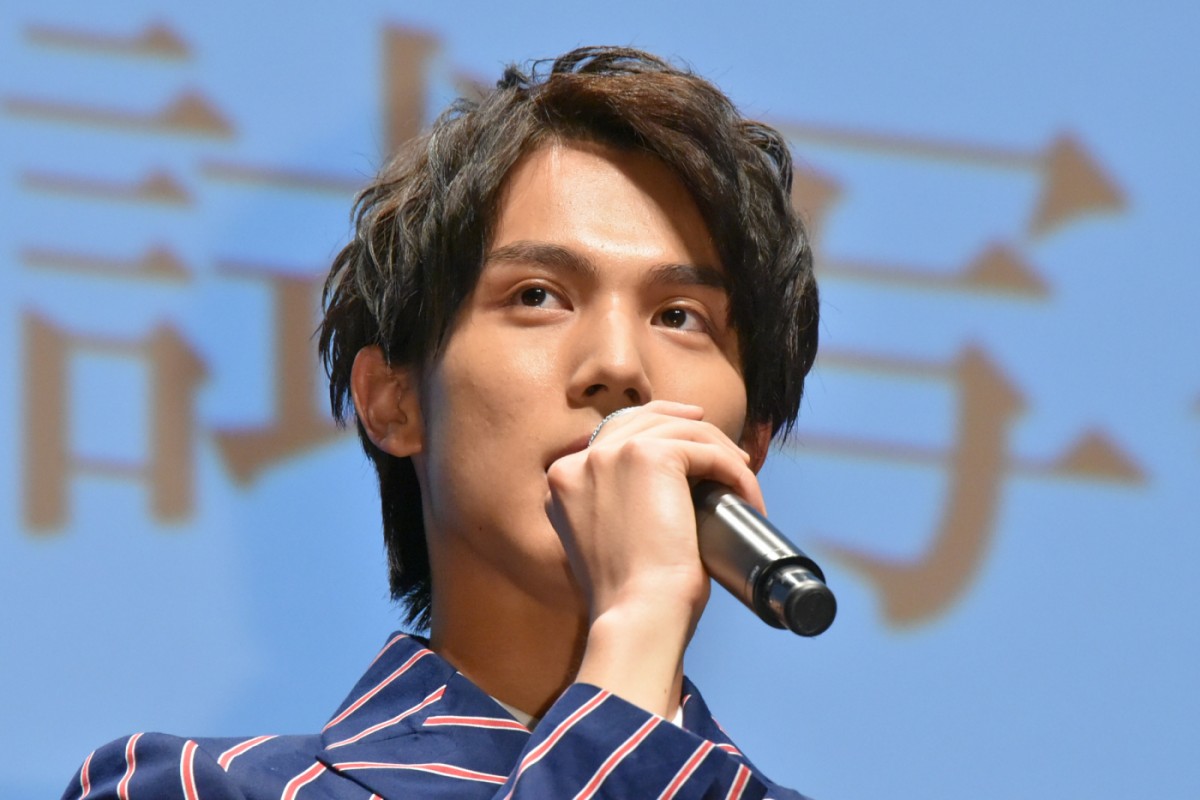 知念侑李、中川大志とイチャイチャ！  猛特訓したピアノ演奏もナマ披露
