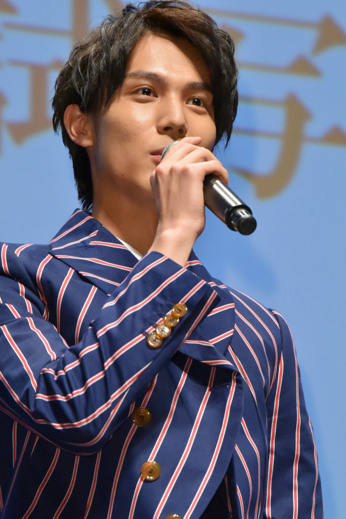 知念侑李、中川大志とイチャイチャ！  猛特訓したピアノ演奏もナマ披露