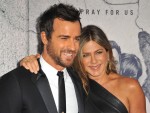 ジェニファー・アニストン、遠距離結婚の夫と離婚の危機か