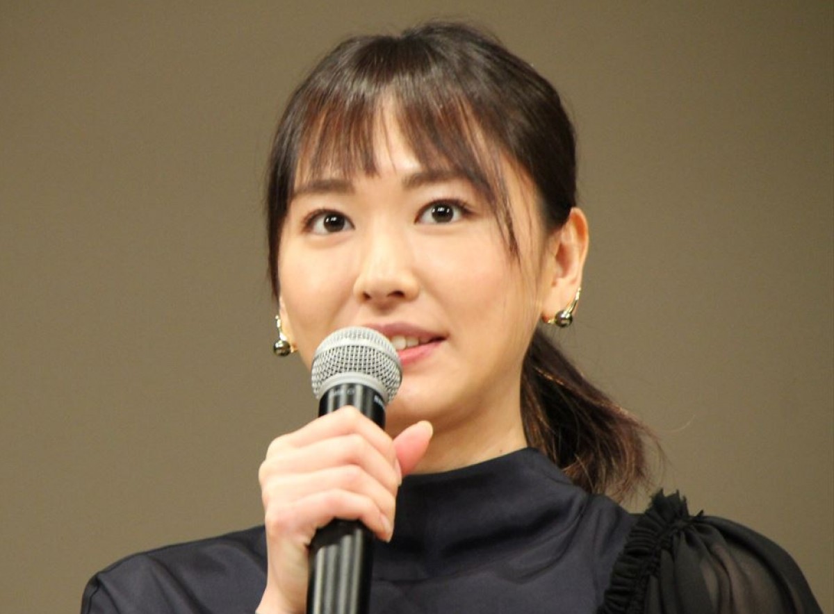 新垣結衣、ブルーリボン賞「皆さんに恩返しができた」 阿部サダヲは来年司会に不安