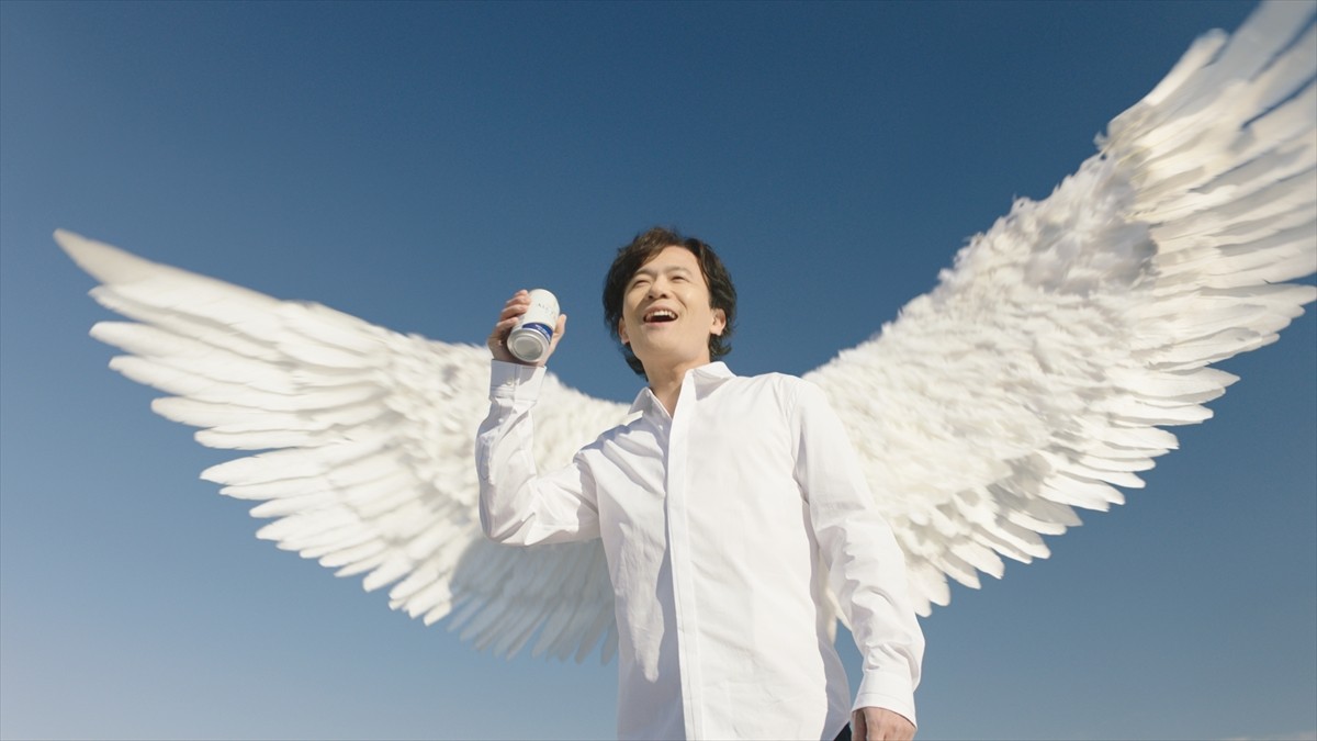 稲垣吾郎＆香取慎吾、「オールフリー」新CMに登場　美味しそうに「プハぁ！」