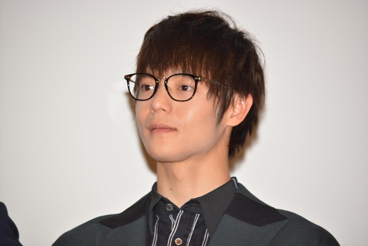 窪田正孝、血みどろを繰り広げた兄弟とは「今は仲良し！」