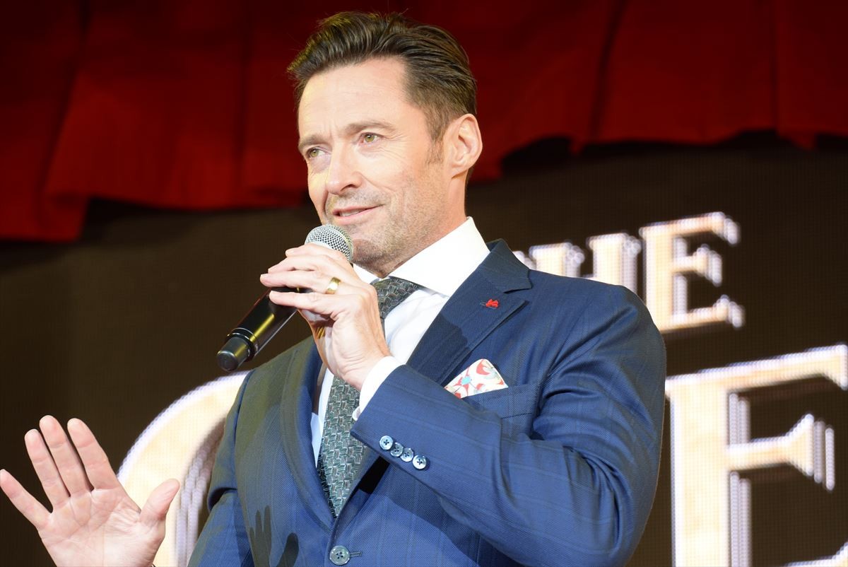 来日のヒュー・ジャックマン、共演キアラ・セトルの生歌に満面の笑みで大絶賛
