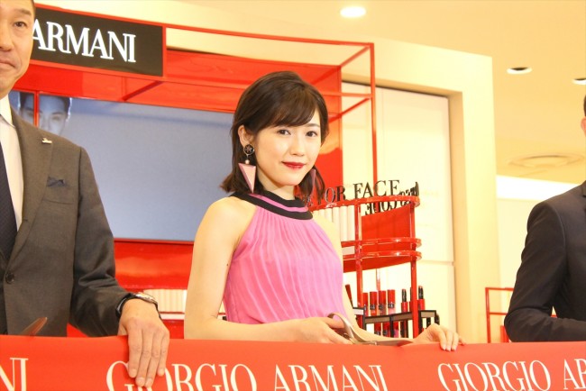 渡辺麻友「GIORGIO ARMANI beauty 阪急うめだ本店 オープニングセレモニー」　20180214