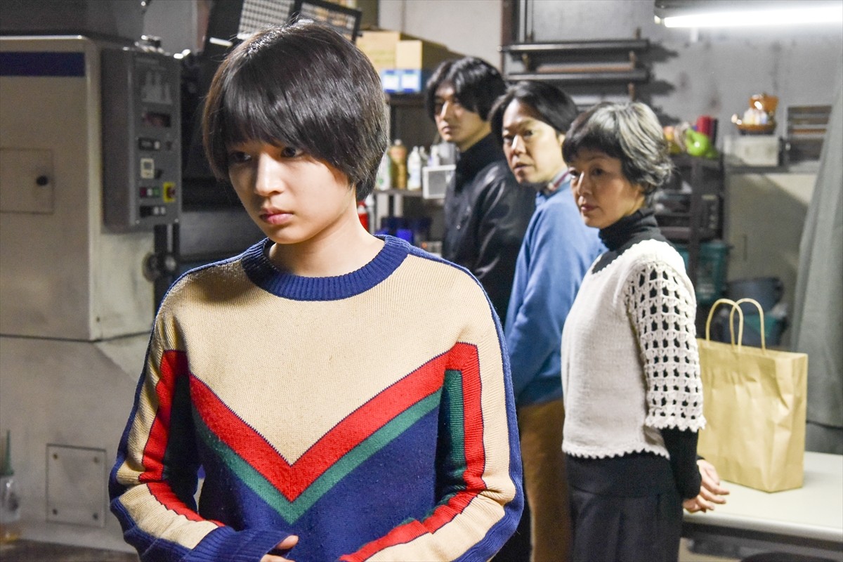 瑛太の怪演に「クズっぷりがすごい」と反響 『anone』第6話