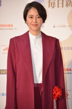 長澤まさみ、「第72回毎日映画コンクール」表彰式に登壇