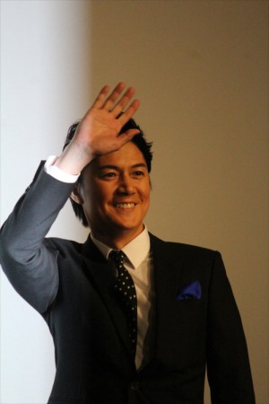 福山雅治、映画『マンハント』公開記念舞台挨拶に登壇