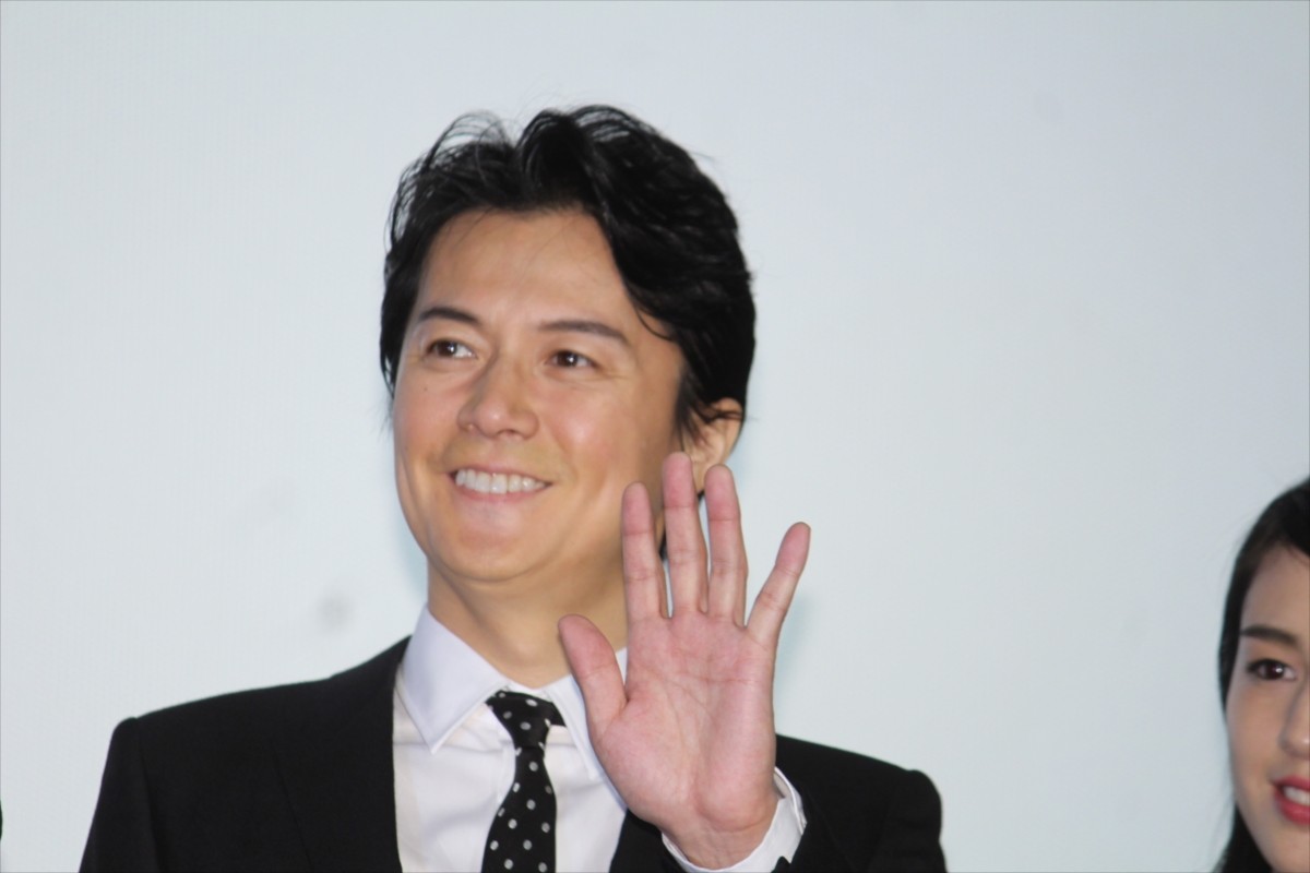 福山雅治、幼少期の“家族写真”に反響　“お母さん似”指摘する声続々