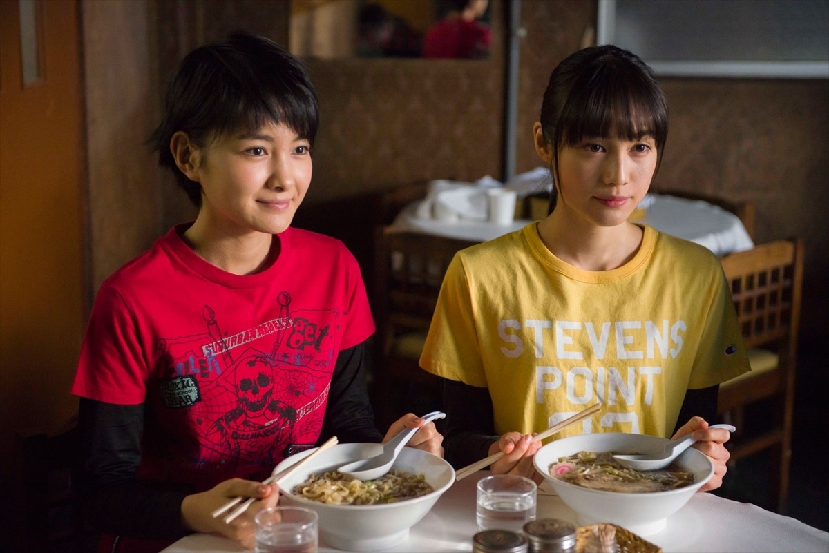 片桐仁、山で遭難して絶叫 『ラーメン食いてぇ！』メイキング映像公開