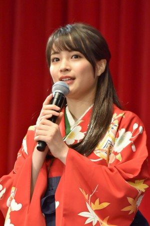 広瀬すず、『ちはやふる‐結び‐』完成披露試写会舞台挨拶に登壇