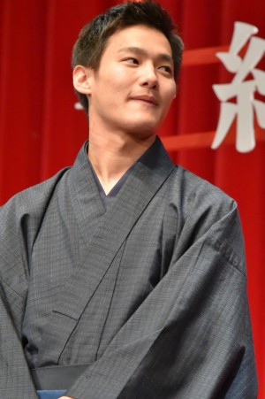 野村周平、『ちはやふる‐結び‐』完成披露試写会舞台挨拶に登壇