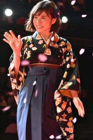 松岡茉優、『ちはやふる‐結び‐』完成披露試写会舞台挨拶に登壇