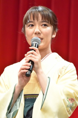 上白石萌音、『ちはやふる‐結び‐』完成披露試写会舞台挨拶に登壇