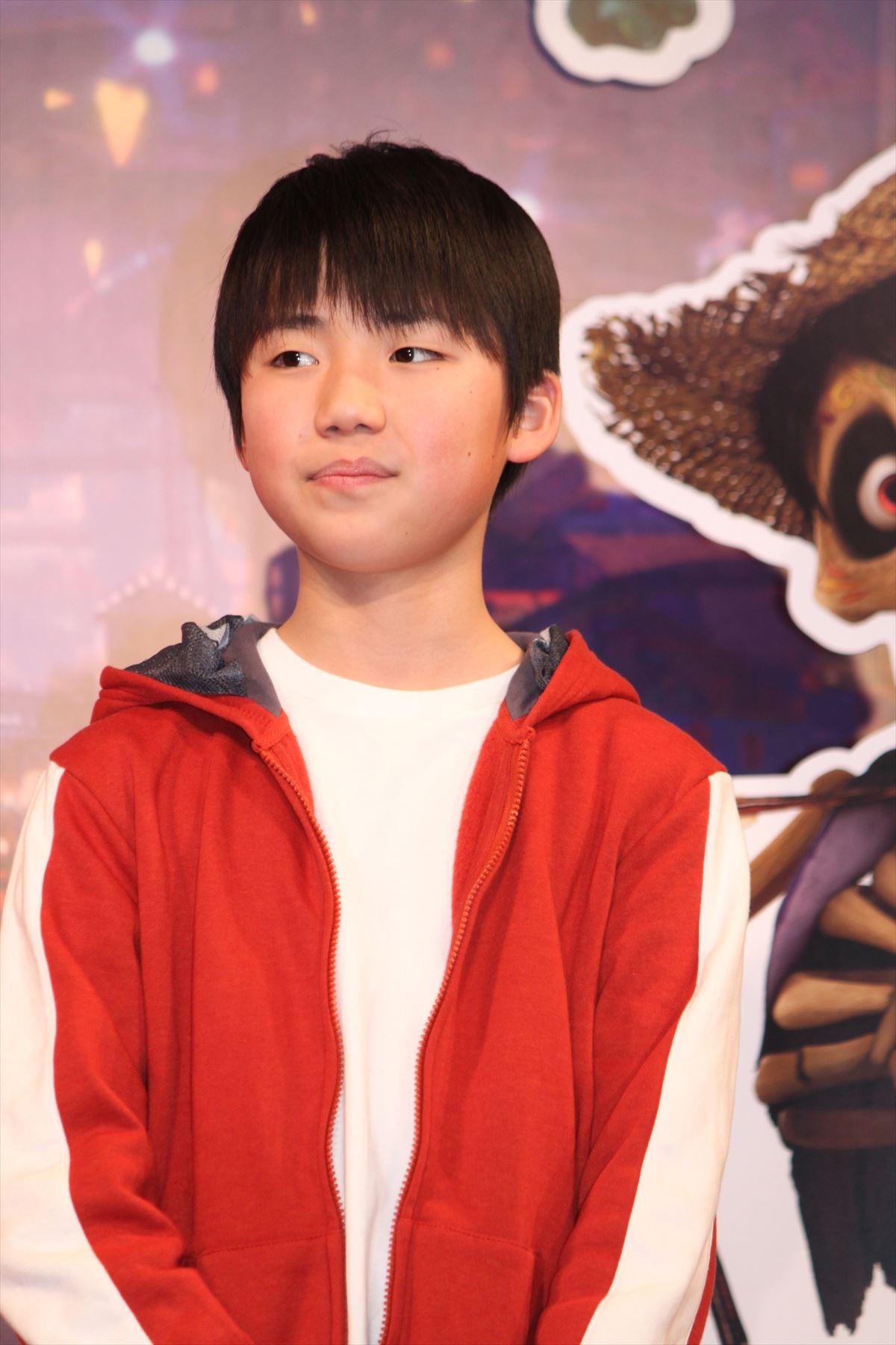 藤木直人、『リメンバー・ミー』生演奏で指プルプル　主人公の子役と初パフォーマンス