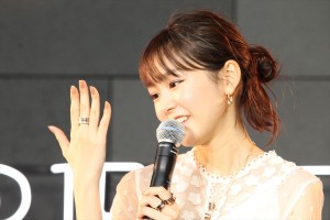 桐谷美玲、「BVLGARI Urban Love in Osaka」2018年春夏コレクションに登場