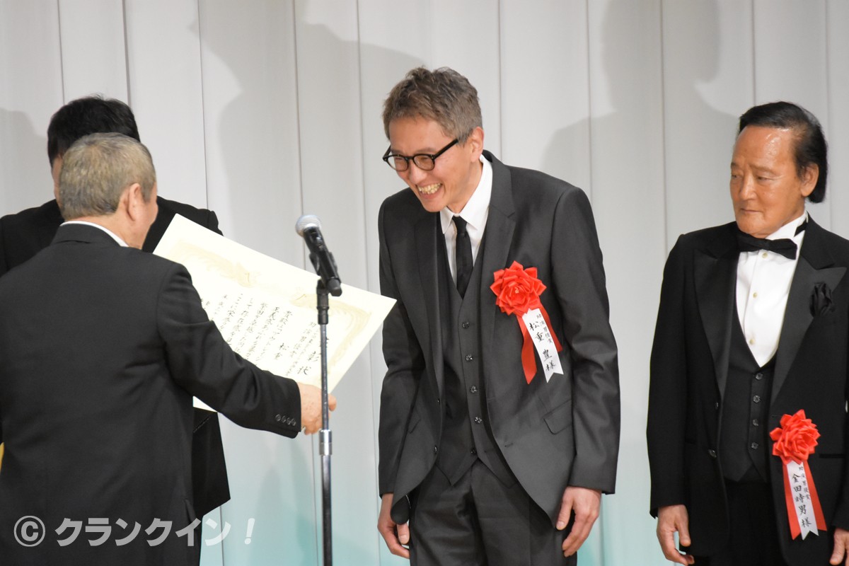 ビートたけしら『アウトレイジ』出演陣、大杉漣さんを悼む　香取慎吾は「次は映画で」