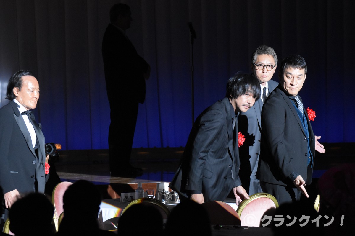 ビートたけしら『アウトレイジ』出演陣、大杉漣さんを悼む　香取慎吾は「次は映画で」