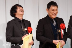 「第27回 東京スポーツ映画大賞」に授賞式登壇した大森南朋、ピエール瀧