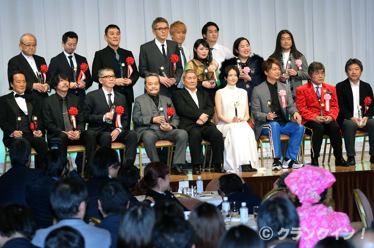 ビートたけしら『アウトレイジ』出演陣、大杉漣さんを悼む　香取慎吾は「次は映画で」