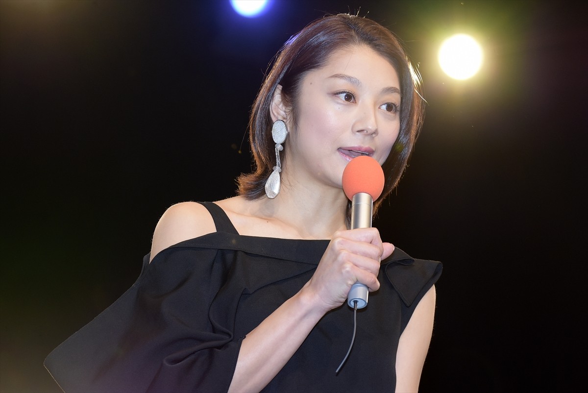 江口洋介のロックな願望が判明！ 小池栄子は秘書？ 新ドラマ『ヘッドハンター』会見