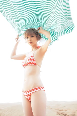 最上もが2nd写真集『MOGAMI』より