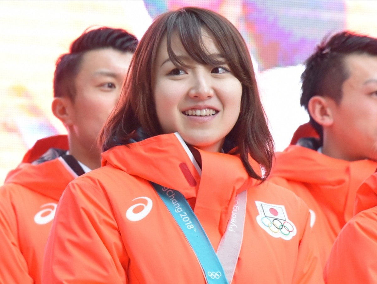 カーリング女子・藤澤五月らの豪華メダリストオフショットが可愛い！