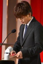 話題賞俳優部門のプレゼンターとして登場した岩田剛典