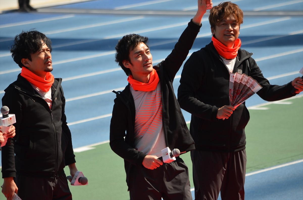 稲垣吾郎、草なぎ剛、香取慎吾、パラスポーツ応援チャリティー曲を『パラ駅伝』で熱唱