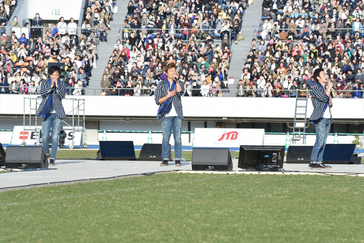稲垣吾郎、草なぎ剛、香取慎吾、パラスポーツ応援チャリティー曲を『パラ駅伝』で熱唱